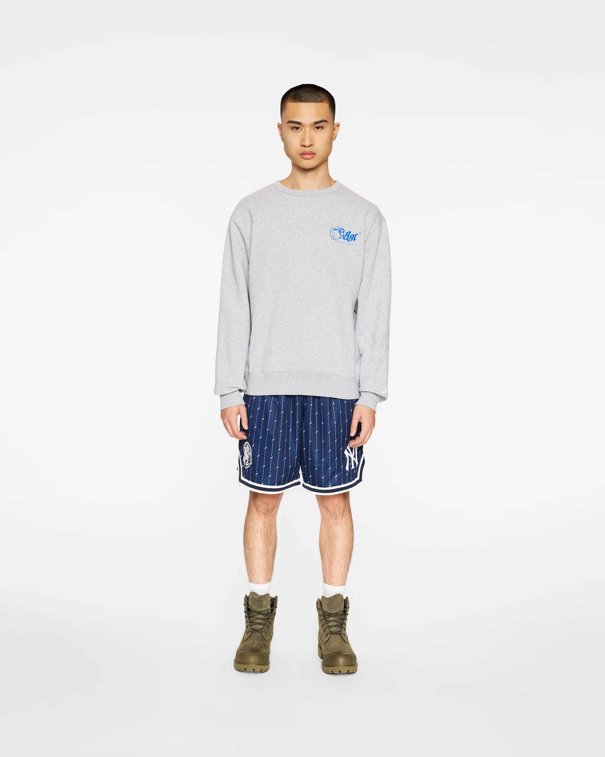 NY Yankees OG Logo Crewneck - Image 3