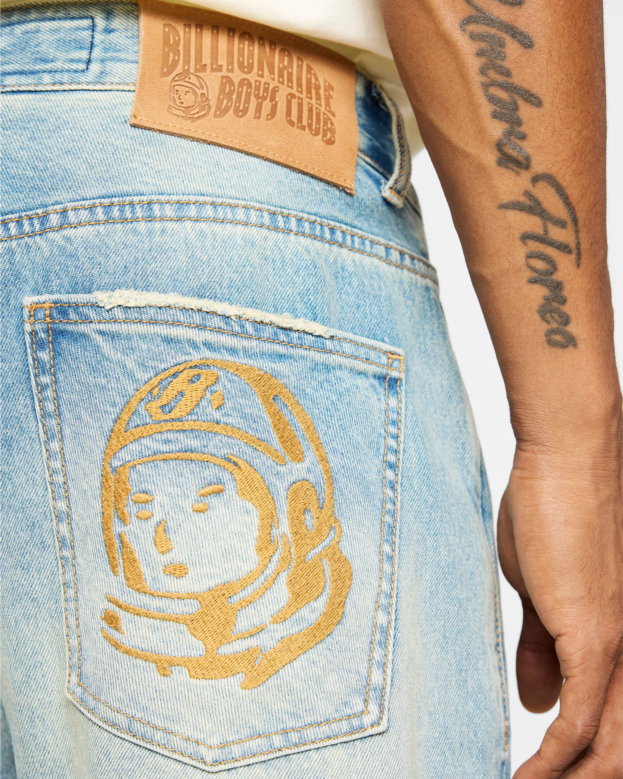 Orbit Jeans - Image 5